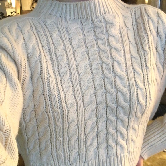 Cream cropped knit sweater - Picture 3 of 5